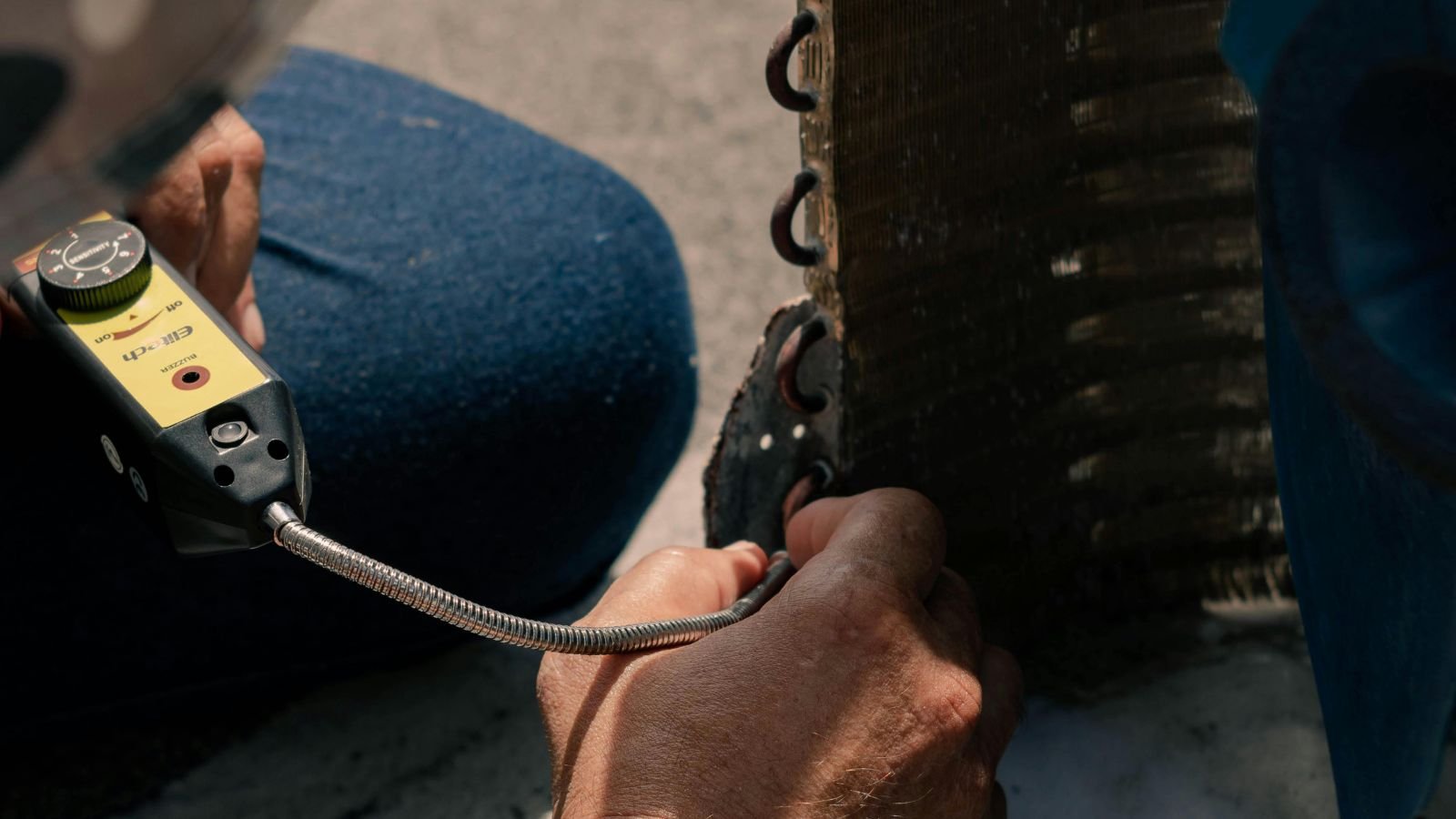 EKOFAR, "Florlu Sera Gazlarına İlişkin Yönetmelik" çerçevesinde; soğutma, iklimlendirme, ısı pompaları ve sabit yangından korunma sistemleri gibi ekipmanların sızıntı faaliyetlerini yapma yetkisine sahiptir.